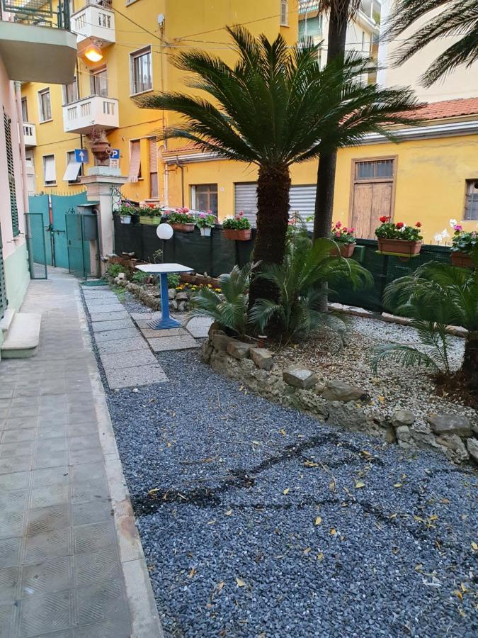 Villa Arcobaleno Rondo Garibaldi San Remo Exterior foto