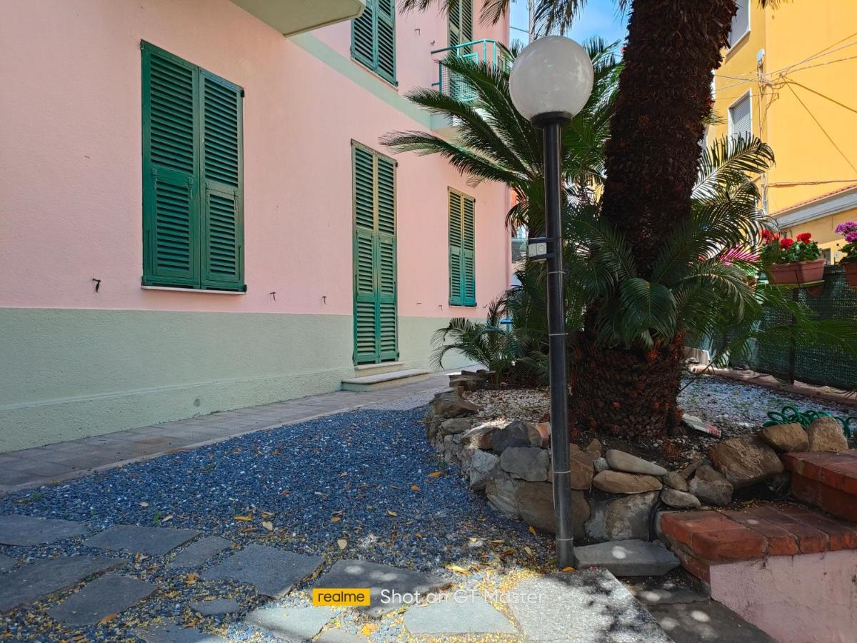 Villa Arcobaleno Rondo Garibaldi San Remo Exterior foto